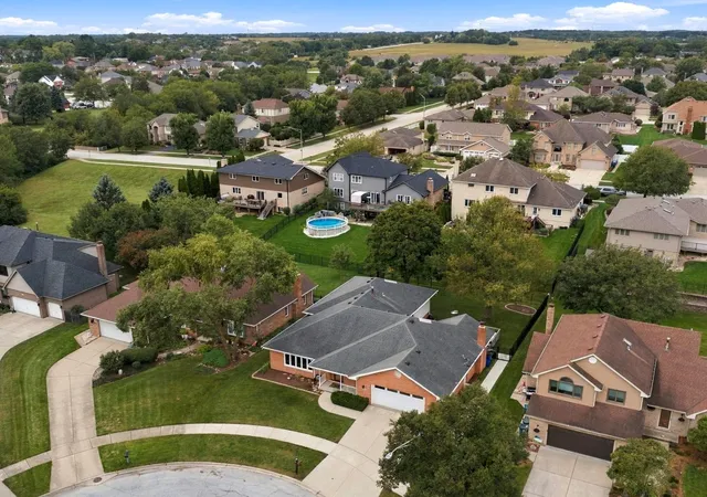 Photo 3 of Single family home for sale at 16432 Pear Ave, Orland Park, IL 60467 | MLS# 12776320 | Listing updated on 2026-10-03