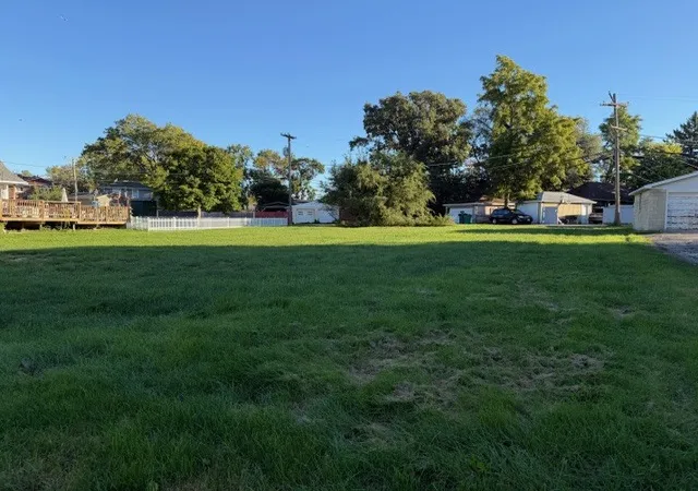 Photo 1 of Land for sale at 613 Plainfield Rd, Joliet, IL 60435 | MLS# 12776322 | Listing updated on 2026-10-05