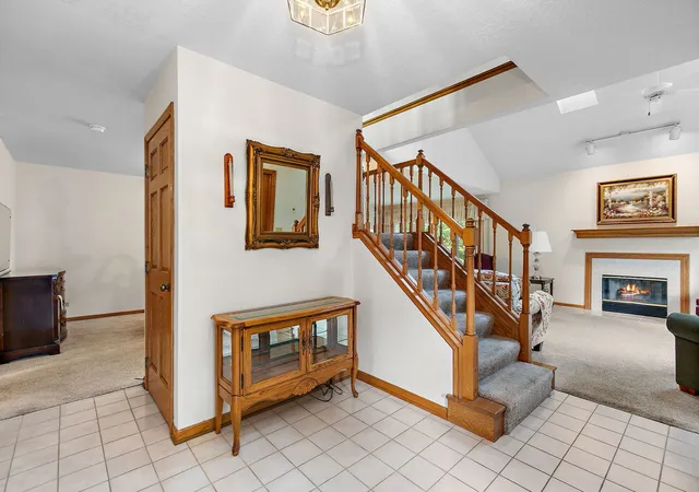 Photo 3 of Townhouse for sale at 2121 N Juniper Ln, Arlington Heights, IL 60004 | MLS# 12776338 | Listing updated on 2026-10-30