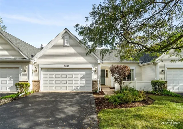 Townhouse for sale at 21162 W Cypress Ln, Plainfield, IL 60544 | MLS# 12776339