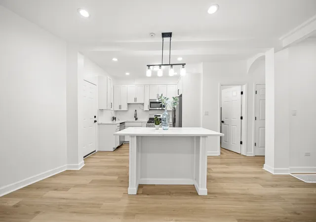 Photo 4 of Single family home for sale at 639 N Leamington Ave, Chicago, IL 60644 | MLS# 12776366 | Listing updated on 2026-10-07