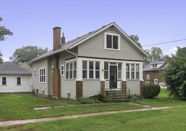 Photo 2 of Single family home for sale at 155 E Miller Ave, Hinckley, IL 60520 | MLS# 12776372 | Listing updated on 2026-10-09