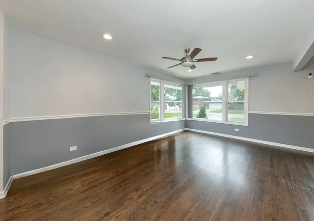 Photo 2 of Single family home for sale at 913 E 166th Street, South Holland, IL 60473 | MLS# 12776413 | Listing updated on 2026-10-05