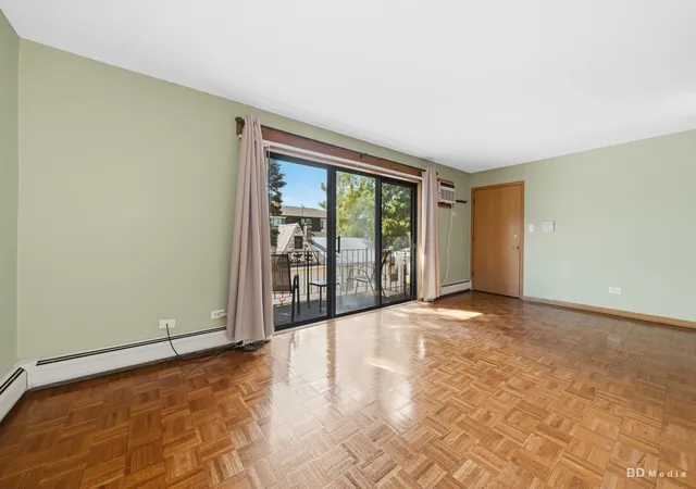 Listing Photo 5 - Condo for sale in building located at 9814 Sayre Ave, Chicago Ridge, IL 60415 - Unit #204