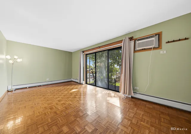 Listing Photo 4 - Condo for sale in building located at 9814 Sayre Ave, Chicago Ridge, IL 60415 - Unit #204