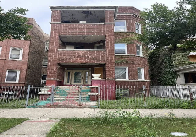 Photo 1 of Multi family home for sale at 4930 W Washington Blvd, Chicago, IL 60644 | MLS# 12776435 | Listing updated on 2026-10-27