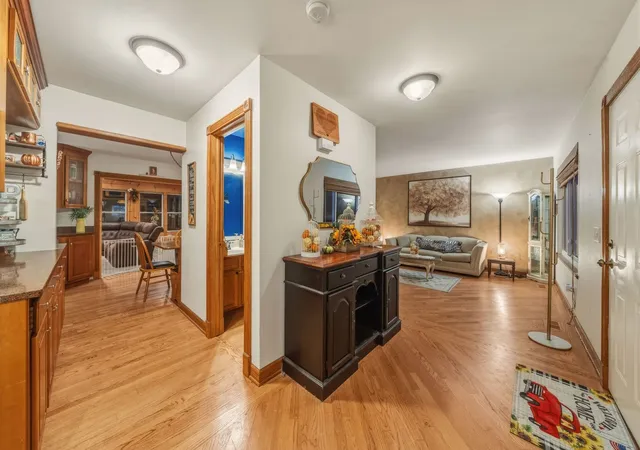 Photo 4 of Single family home for sale at 8314 Evergreen Ct, Fox Lake, IL 60020 | MLS# 12776451 | Listing updated on 2026-10-29