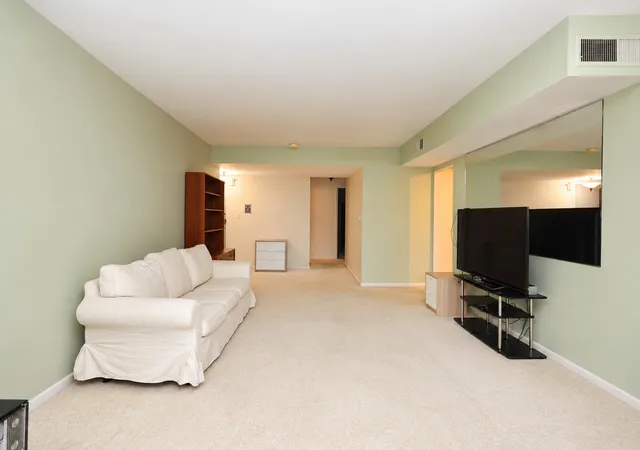 Photo 4 of Condo for sale at 2001 Sherman Ave #407, Evanston, IL 60201 | MLS# 12776459 | Listing updated on 2026-10-04