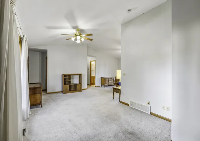 Photo 4 of Single family home for sale at 285 Legner St, Leland, IL 60531 | MLS# 12776486 | Listing updated on 2026-10-08