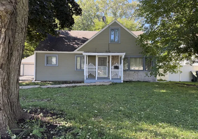Photo 1 of Single family home for sale at 3142 Marion Ave, Melrose Park, IL 60164 | MLS# 12776492 | Listing updated on 2026-10-10