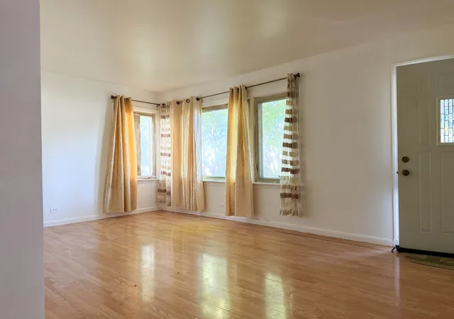 Photo 3 of Single family home for sale at 3142 Marion Ave, Melrose Park, IL 60164 | MLS# 12776492 | Listing updated on 2026-10-10