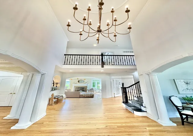 Photo 3 of Mansion for sale at 3n667 Herman Melville Ln, Saint Charles, IL 60175 | MLS# 12776493 | Listing updated on 2026-10-08