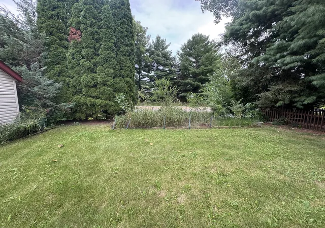 Photo 3 of Single family home for sale at 4680 Bedfordshire Dr, Loves Park, IL 61111 | MLS# 12776524 | Listing updated on 2026-10-07