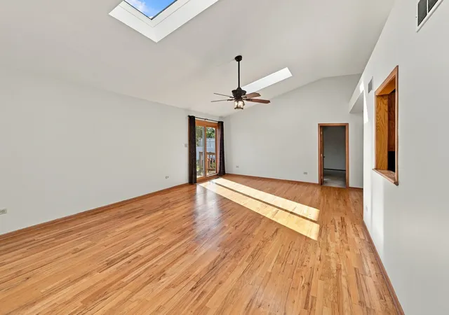 Photo 3 of Single family home for sale at 128 Bush Dr, Elwood, IL 60421 | MLS# 12776527 | Listing updated on 2026-10-27