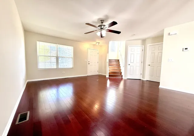 Photo 2 of Single family home for sale at 140 Mountain Laurel Ct, Romeoville, IL 60446 | MLS# 12776549 | Listing updated on 2026-10-05