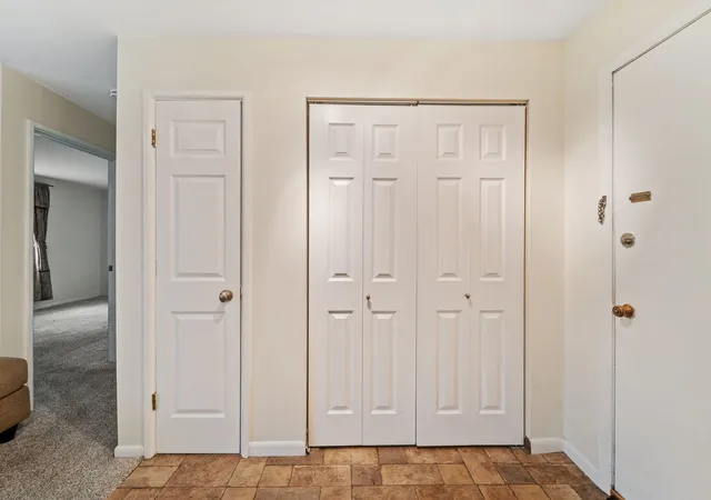 Listing Photo 1 - Condo for sale in building located at 9520 S Mayfield Ave, Oak Lawn, IL 60453 - Unit #N204