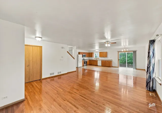 Photo 2 of Single family home for sale at 219 Meadowvale Ln, Poplar Grove, IL 61065 | MLS# 12776556 | Listing updated on 2026-10-07