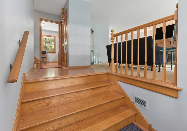 Photo 4 of Single family home for sale at 17914 S Hood Ave, Homewood, IL 60430 | MLS# 12776559 | Listing updated on 2026-10-06