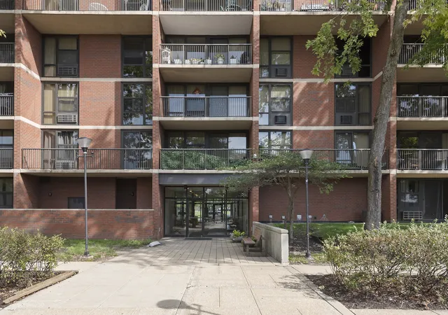 Condo for sale at 3021 S Michigan Ave #407, Chicago, IL 60616 | MLS# 12776581