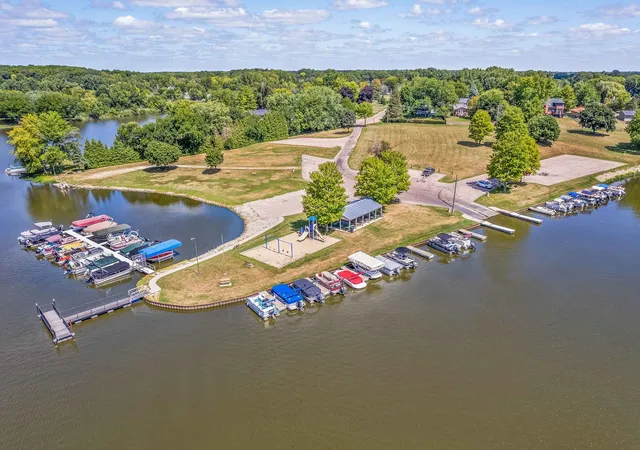 Photo 46 of Single family home for sale at 769 Cynthia Dr, Lake Holiday, IL 60548 | MLS# 12776602 | Listing updated on 2026-10-07