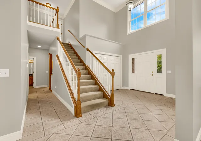 Photo 3 of Single family home for sale at 12 Stonehedges Ct, Bloomington, IL 61705 | MLS# 12776610 | Listing updated on 2026-10-07