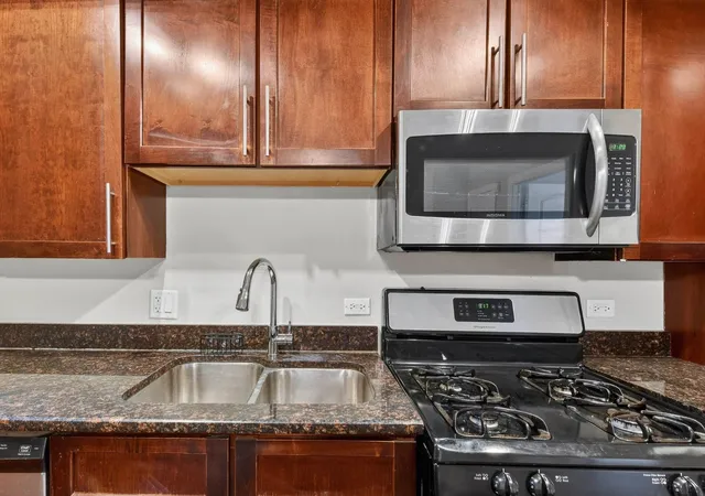 Photo 4 of Condo for sale at 5207 S Indiana Ave #G, Chicago, IL 60615 | MLS# 12776616 | Listing updated on 2026-10-22