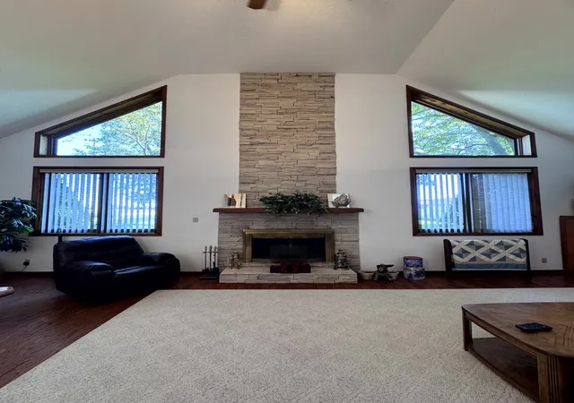 Photo 3 of Single family home for sale at 1669 N Il Route 23, Streator, IL 61364 | MLS# 12776653 | Listing updated on 2026-10-05