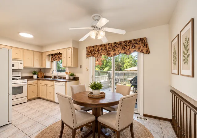 Photo 4 of Single family home for sale at 16632 Leslie Dr, Orland Hills, IL 60487 | MLS# 12776659 | Listing updated on 2026-10-05