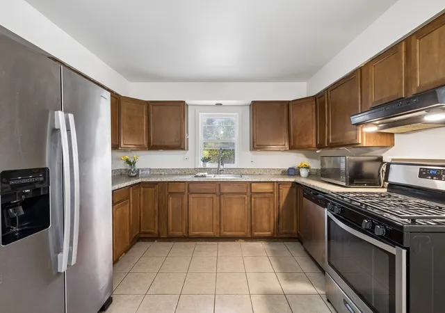 Photo 3 of Single family home for sale at 9507 Alden Rd, Harvard, IL 60033 | MLS# 12776691 | Listing updated on 2026-10-23