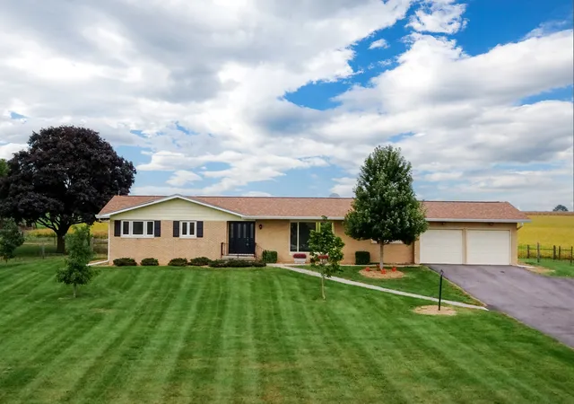 Single family home for sale at 19790 E 1400 North Rd, Bloomington, IL 61705 | MLS# 12776709