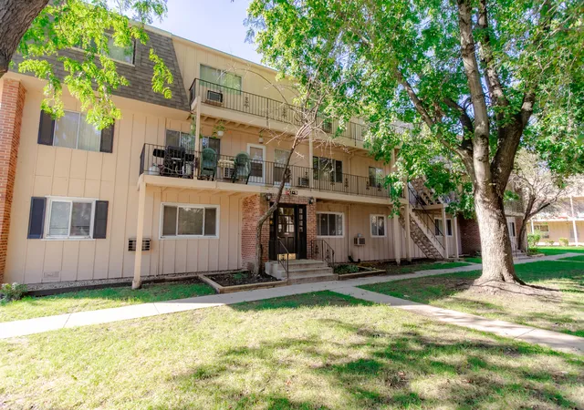 Photo 3 of Condo for sale at 2406 Algonquin Rd #4, Rolling Meadows, IL 60008 | MLS# 12776728 | Listing updated on 2026-10-06
