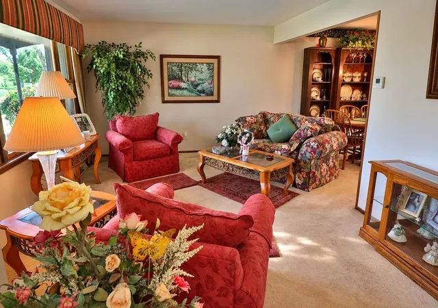 Photo 26 of Single family home for sale at 212 Pfaff Dr, Frankfort, IL 60423 | MLS# 12776761 | Listing updated on 2026-10-07