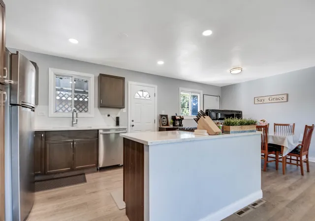Photo 4 of Single family home for sale at 9401 S 80th Court, Hickory Hills, IL 60457 | MLS# 12776764 | Listing updated on 2026-10-05