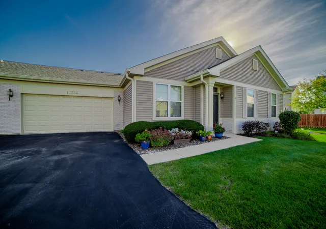 Photo 1 of Townhouse for sale at 16334 Crescent Lake Dr, Crest Hill, IL 60403 | MLS# 12776780 | Listing updated on 2026-10-09