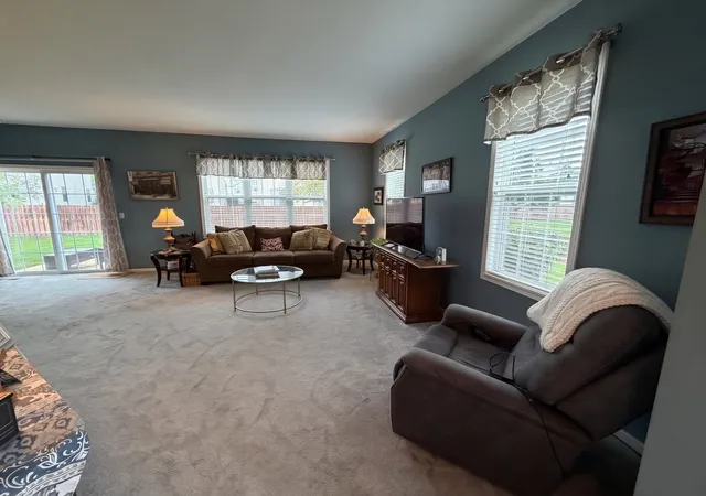 Photo 2 of Townhouse for sale at 16334 Crescent Lake Dr, Crest Hill, IL 60403 | MLS# 12776780 | Listing updated on 2026-10-07