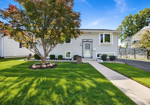 Single family home for sale at 427 E Fullerton Ave, Glendale Heights, IL 60139 | MLS# 12776781