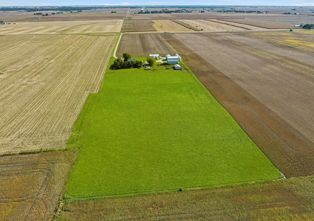 Photo 3 of Single family home for sale at 1799 E 8th Road, Tonica, IL 61370 | MLS# 12776784 | Listing updated on 2026-10-09