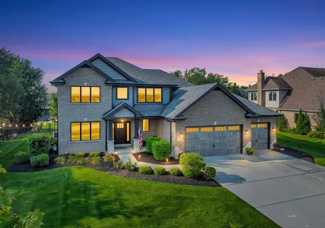 Photo 3 of Single family home for sale at 1973 Edgeview Dr, New Lenox, IL 60451 | MLS# 12776816 | Listing updated on 2026-10-07