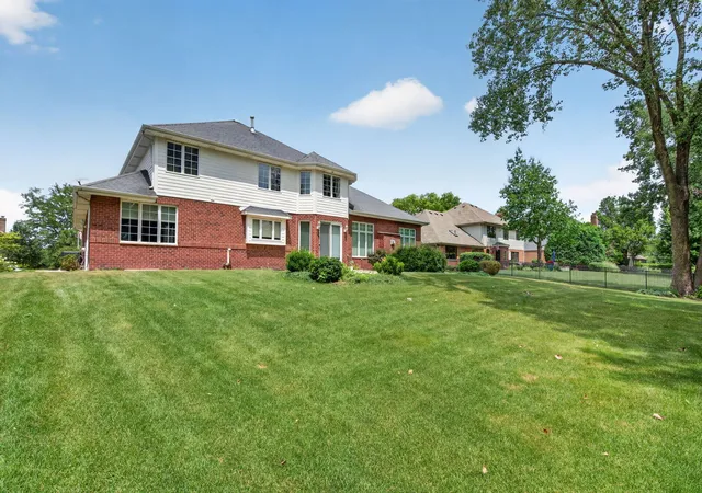 Photo 2 of Single family home for sale at 10897 Pioneer Trl, Frankfort, IL 60423 | MLS# 12776833 | Listing updated on 2026-10-05