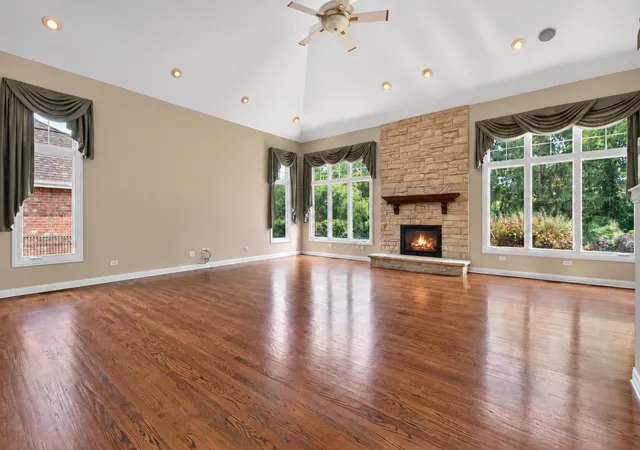 Photo 3 of Single family home for sale at 10897 Pioneer Trl, Frankfort, IL 60423 | MLS# 12776833 | Listing updated on 2026-10-05