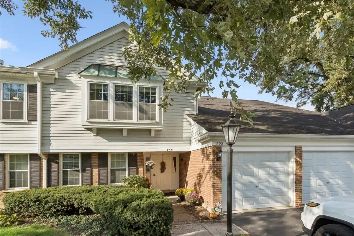 Listing Photo 1 - Condo for sale in 708 Burr Oak Ln located at 708 Burr Oak Ln, Prospect Heights, IL 60070 - Unit 708 Burr Oak Ln