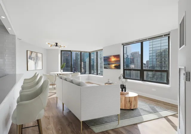 Photo 4 of Condo for sale at 400 N Lasalle St #3305, Chicago, IL 60654 | MLS# 12776845 | Listing updated on 2026-10-21
