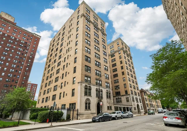 Photo 2 of Condo for sale at 1755 E 55th Street #605, Chicago, IL 60615 | MLS# 12776848 | Listing updated on 2026-10-20