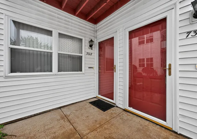 Photo 3 of Townhouse for sale at 7319 Wallingford Expy #0, Rockford, IL 61107 | MLS# 12776859 | Listing updated on 2026-10-07