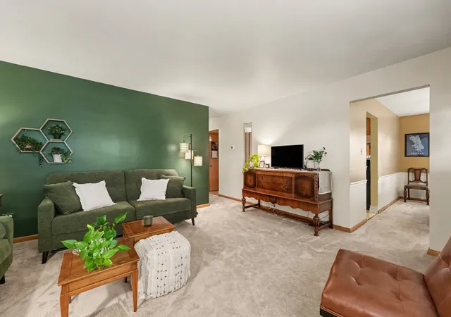 Photo 4 of Single family home for sale at 18525 Miller Dr, Lansing, IL 60438 | MLS# 12776864 | Listing updated on 2026-10-07
