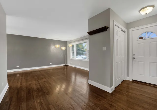 Photo 1 of Single family home for sale at 397 Forest Preserve Dr, Wood Dale, IL 60191 | MLS# 12776871 | Listing updated on 2026-10-16