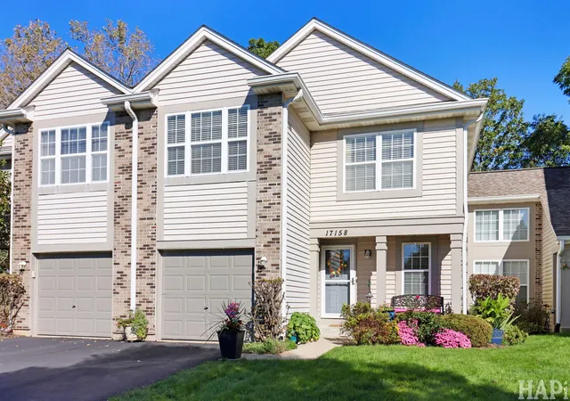 Photo 1 of Townhouse for sale at 17158 W Cunningham Ct, Libertyville, IL 60048 | MLS# 12776885 | Listing updated on 2026-10-07