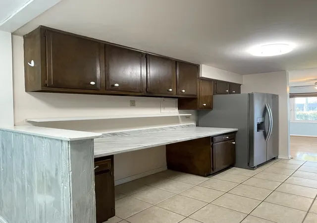Photo 4 of Condo for sale at 3018 Roberts Dr #3, Woodridge, IL 60517 | MLS# 12776894 | Listing updated on 2026-10-07
