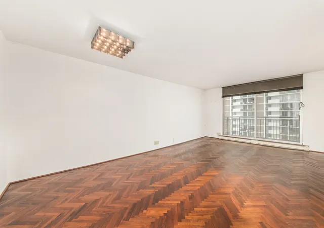 Photo 4 of Condo for sale at 6007 N Sheridan Rd #25D, Chicago, IL 60660 | MLS# 12776911 | Listing updated on 2026-10-06