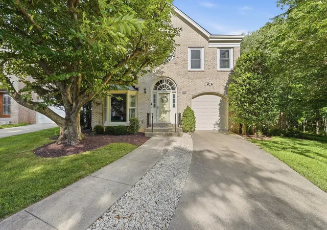 Photo 1 of Single family home for sale at 12101 Gatewater Dr, Potomac, MD 20854 | MLS# 12776918 | Listing updated on 2026-10-05